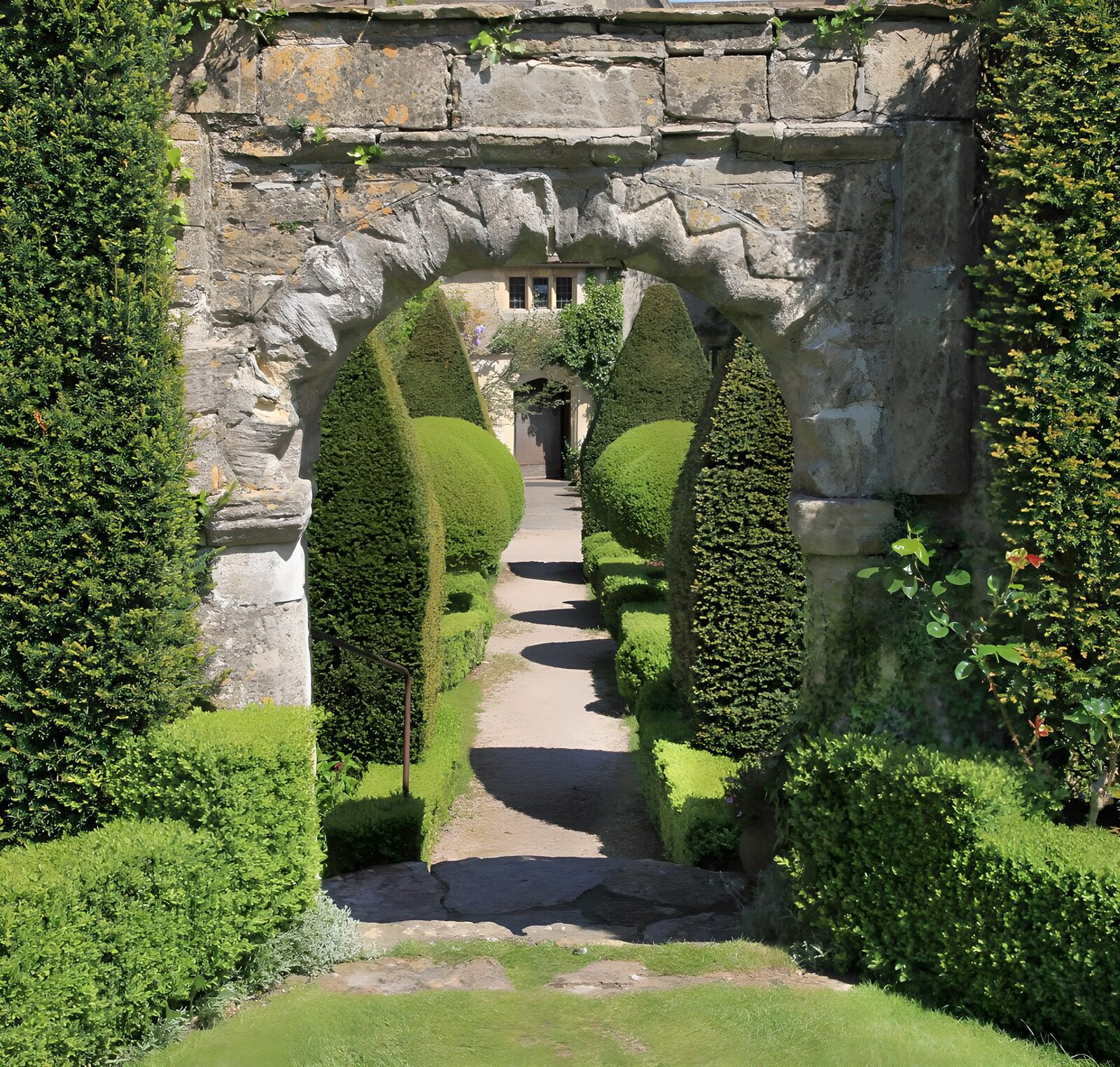 OCCOM6165714: Enchanted Garden Archway