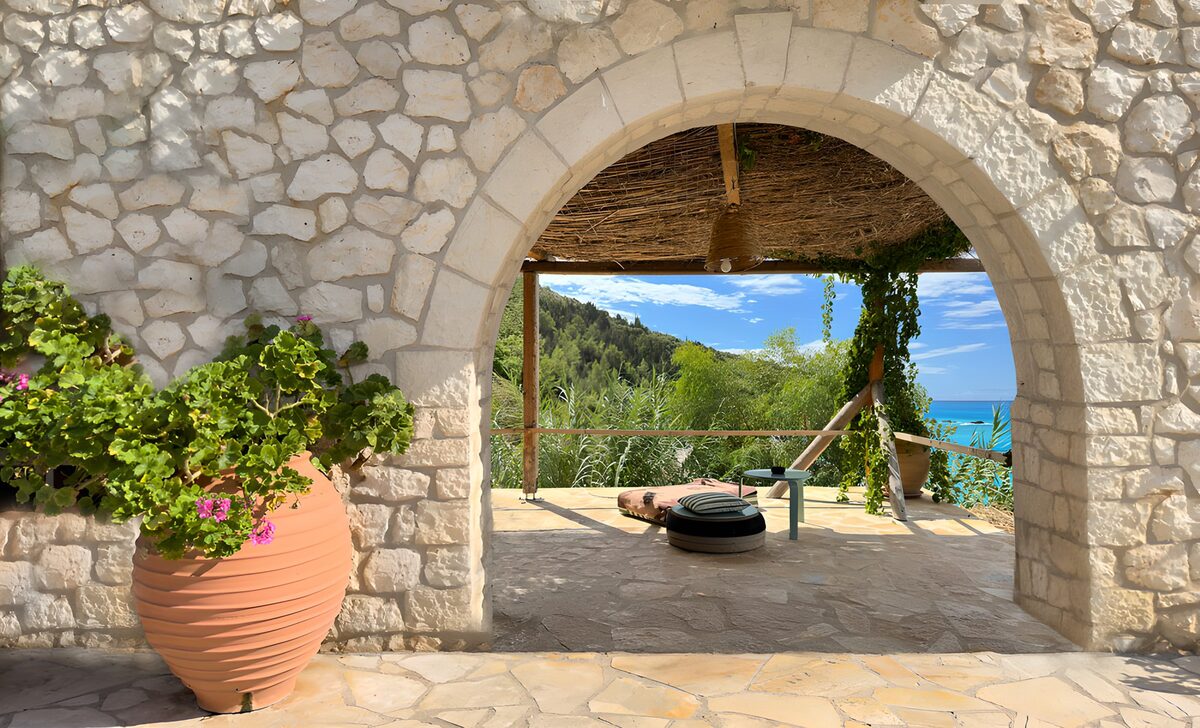 Coastal Retreat with Scenic Views