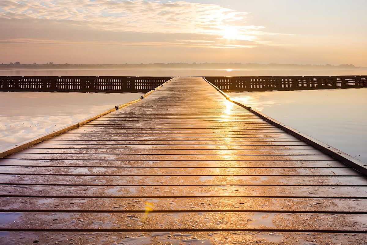 OCCOM4620114: Serenity at Sunrise