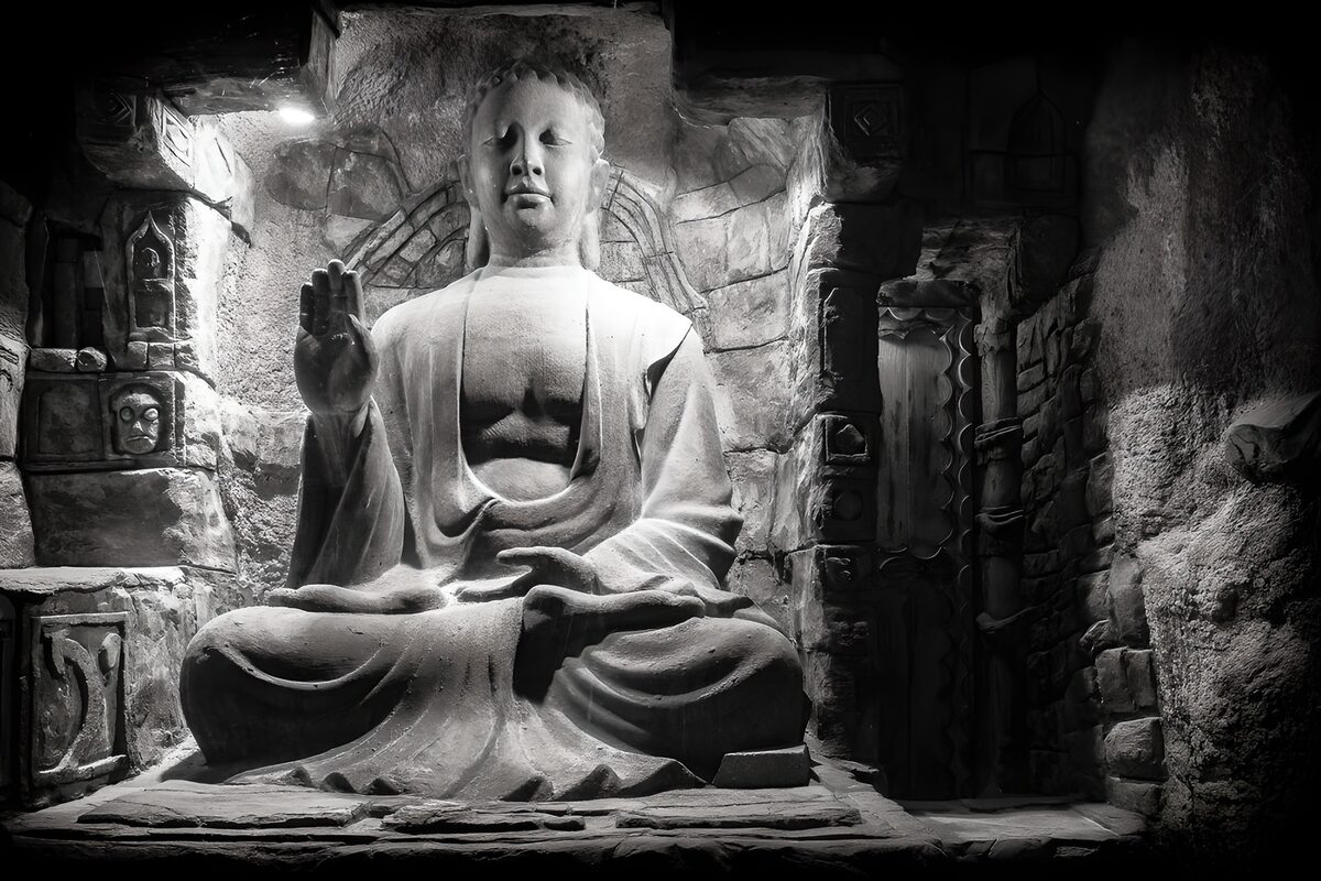 Serene Buddha Statue in Monochrome