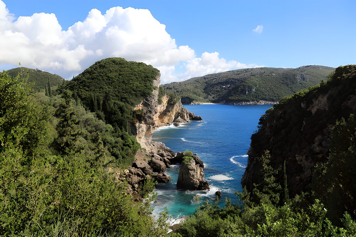 OCCOM5152584: Serene Coastal Landscape