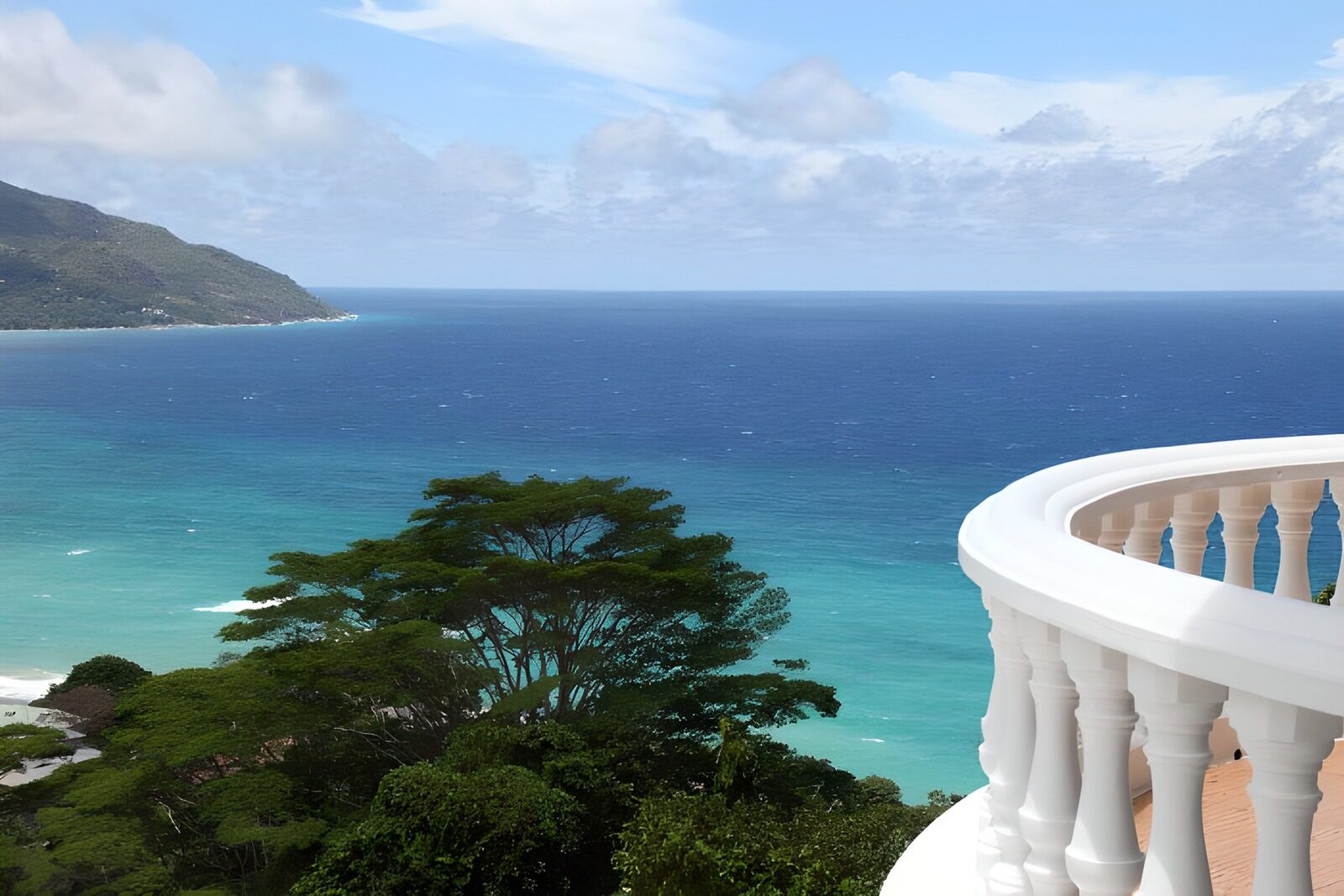 OCCOM7875711: Serene Coastal View from a Balcony