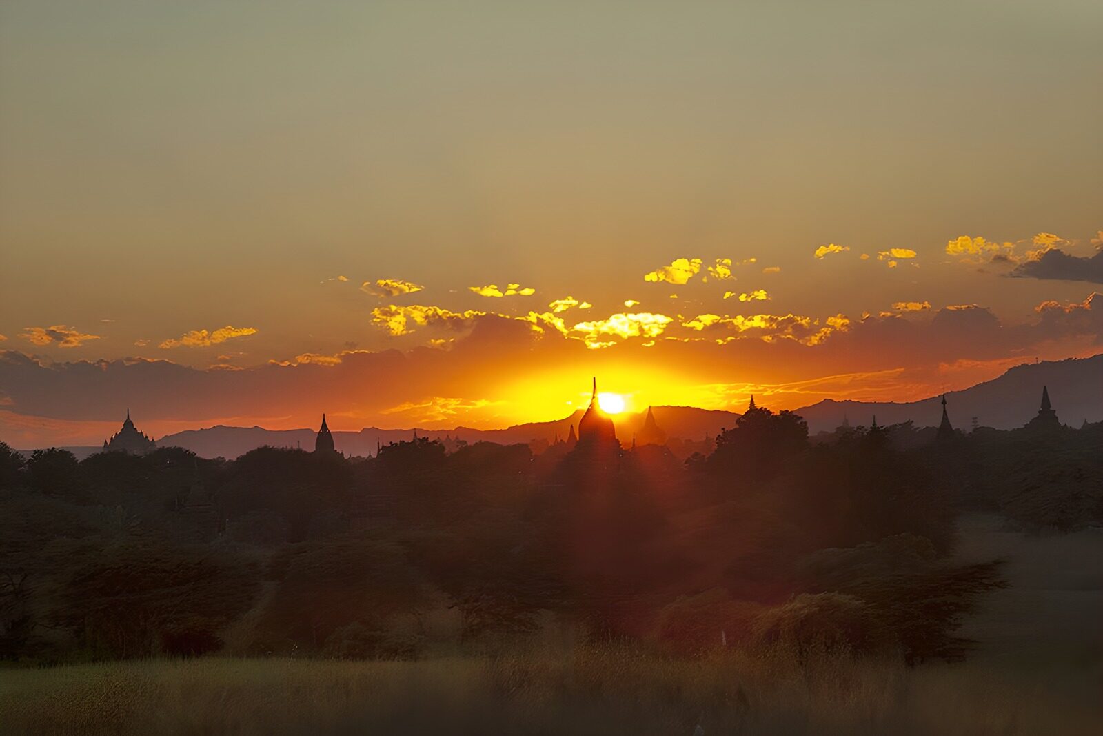 OCCOM8136596: "Sunset Over Ancient Temples"