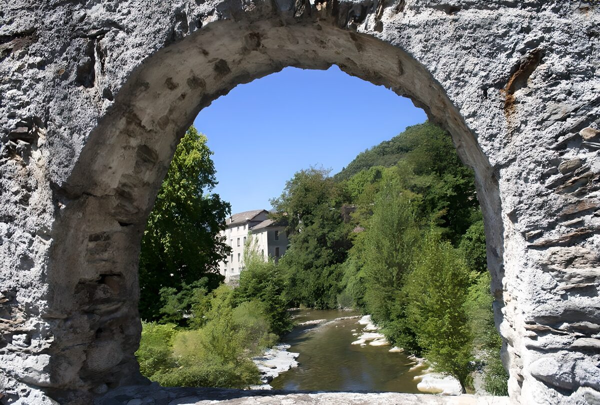 : Scenic View Through an Arched Ruin