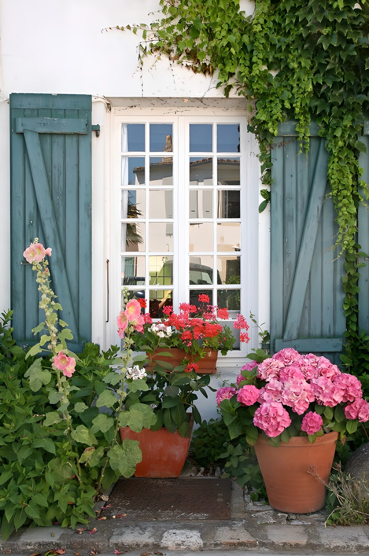 Charming Floral Entrance