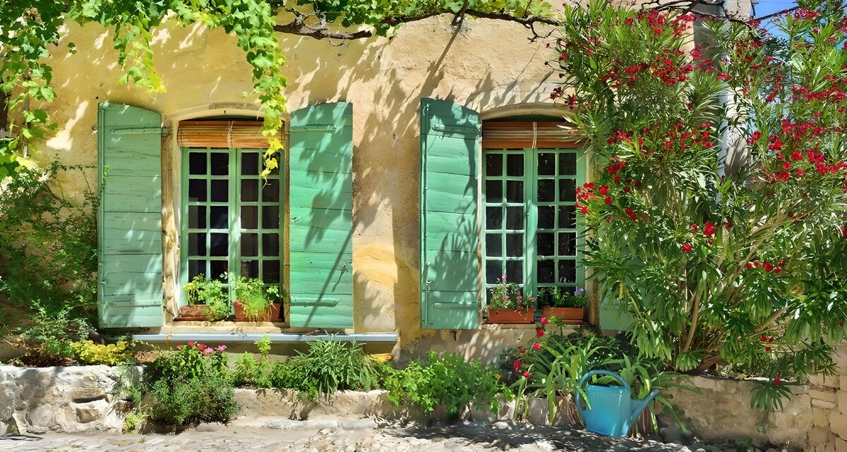 Charming Green Shutters in Provence