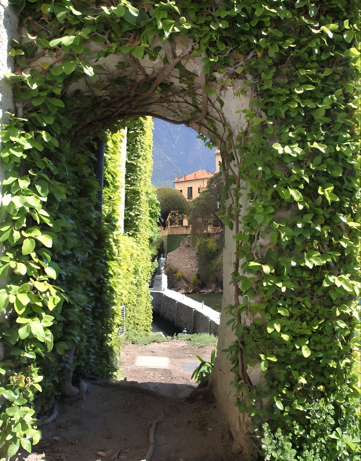 Lush Archway to Serene Gardens