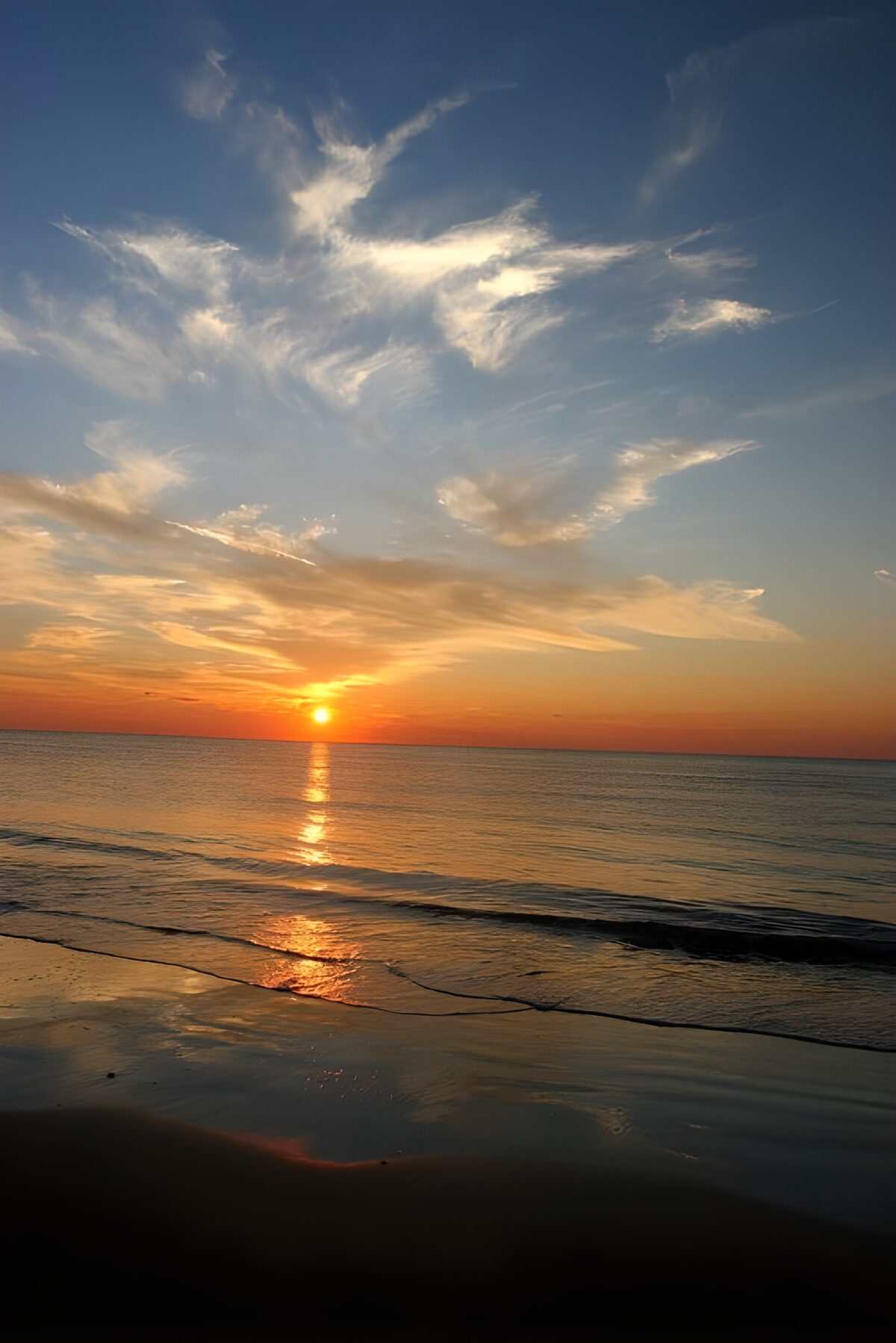 Tranquil Sunset Over the Ocean