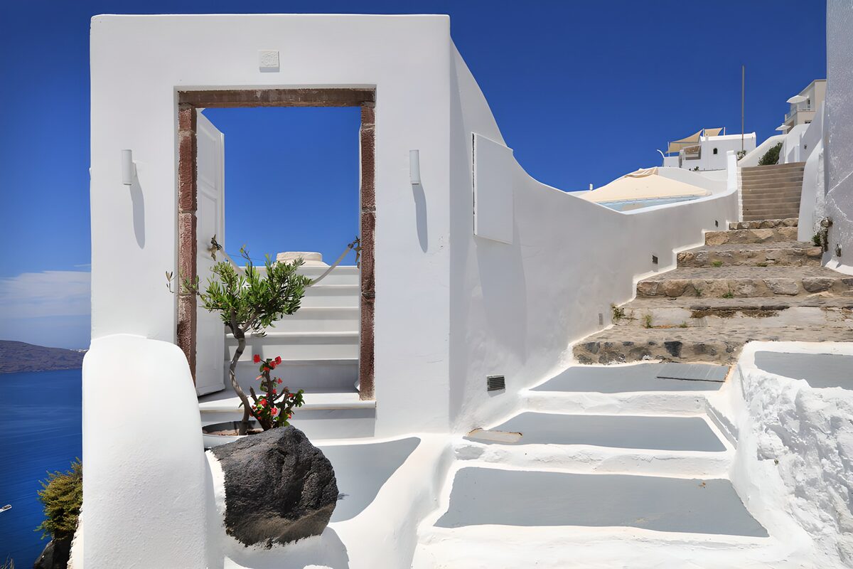 Gateway to Serenity in Santorini