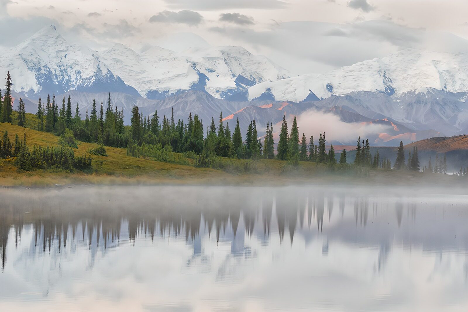 OCCOM7707076: Serene Mountain Reflection at Dawn