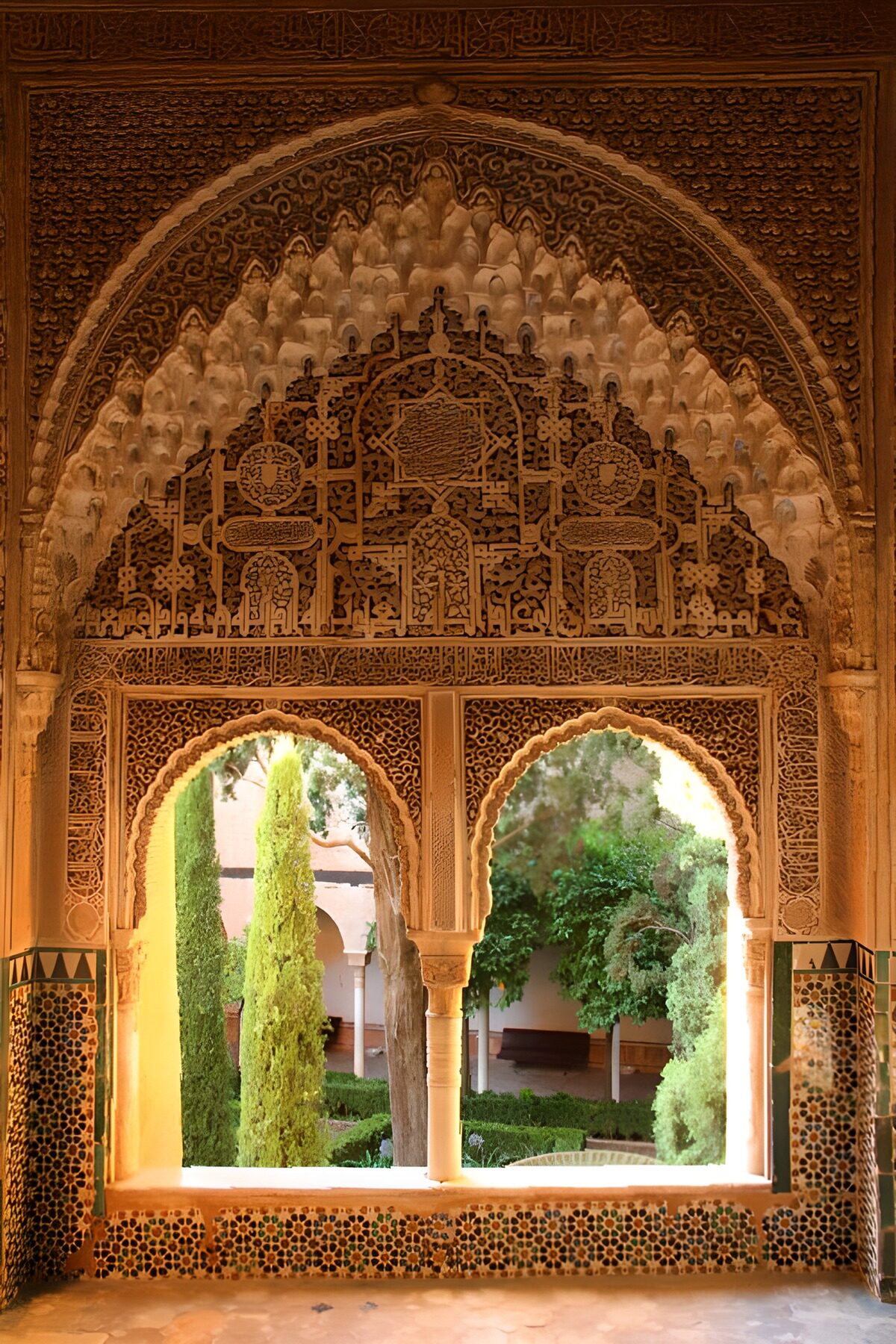Intricate Islamic Architecture Details