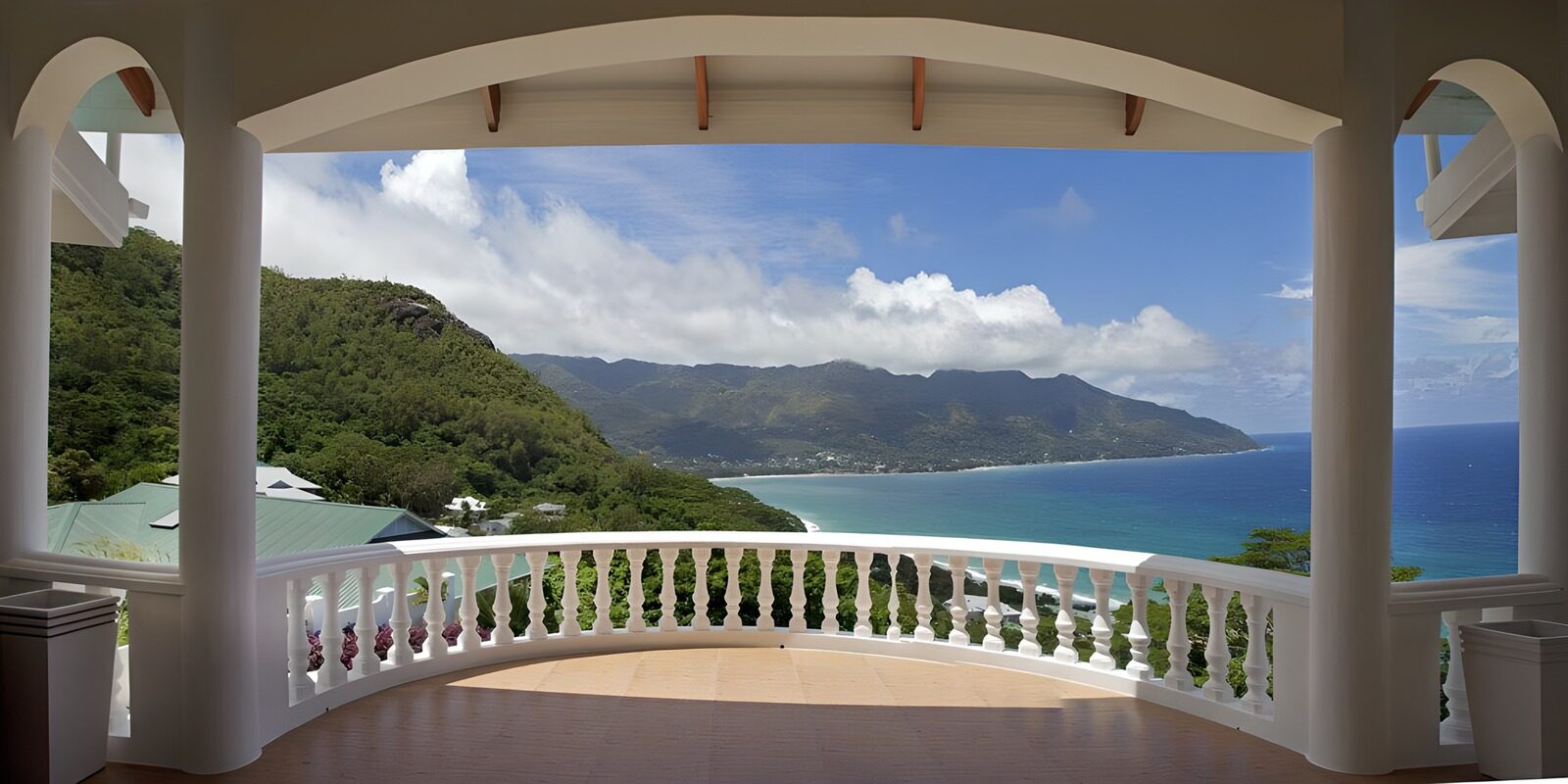 OCCOM4477388: Serene Coastal View from a Balcony