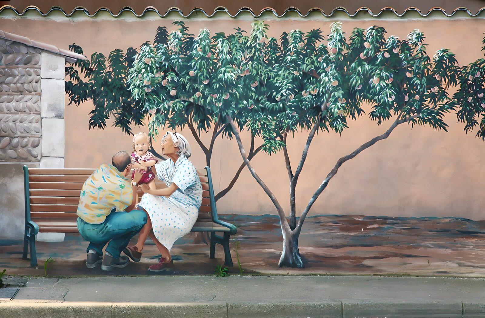 OCCOM3496567: Family Moments Under the Tree