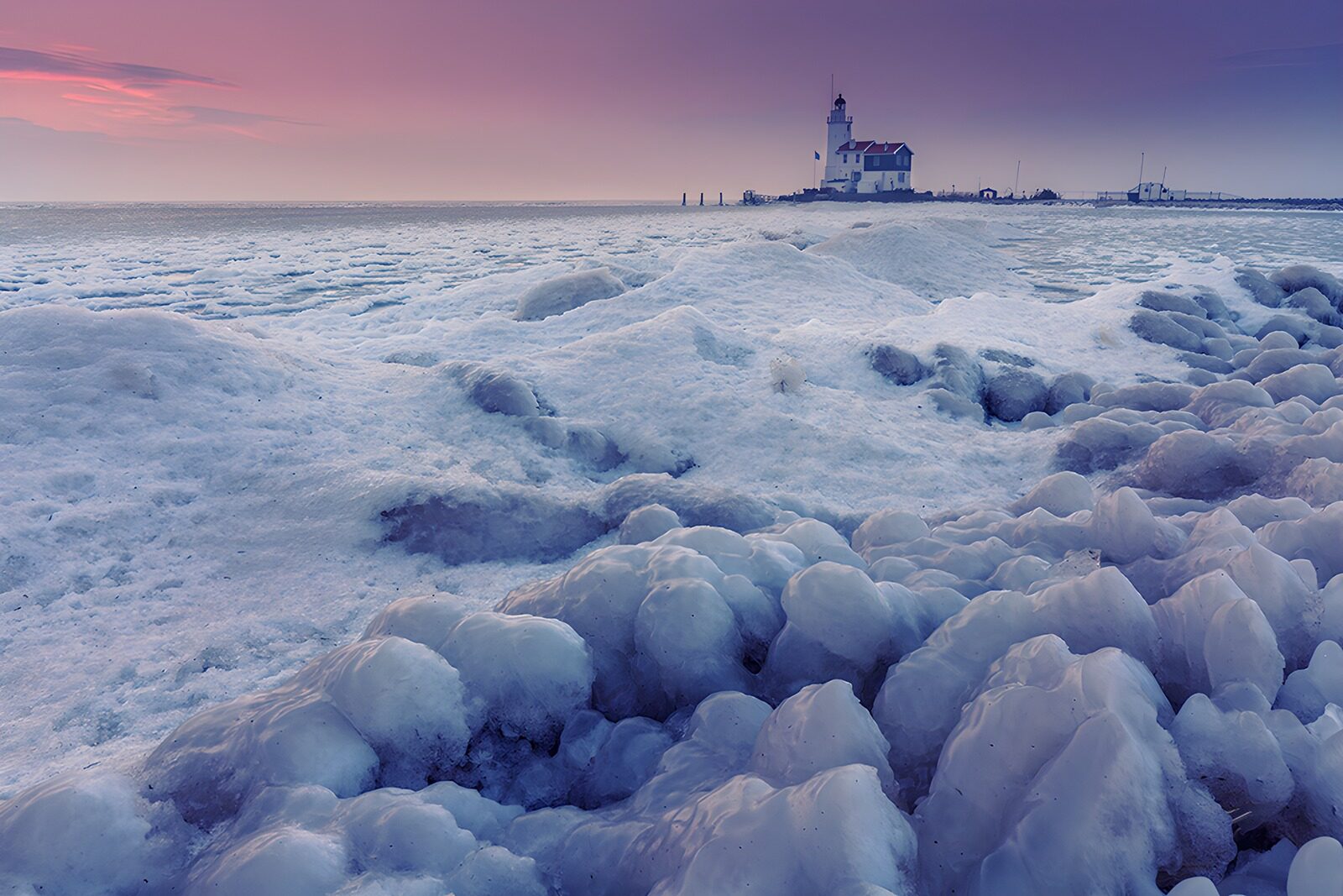 OCCOM4900258: Frozen Shoreline at Dusk
