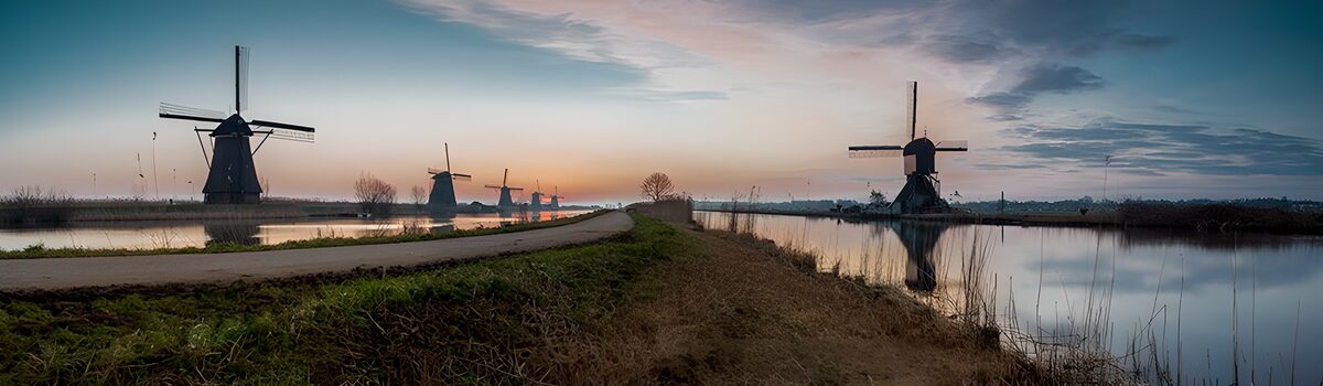 OCCOM5013916: Tranquil Dutch Windmills at Dusk