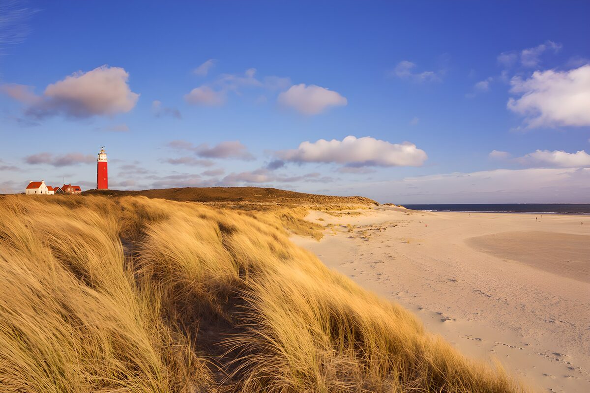Coastal Serenity: Lighthouse at Dusk