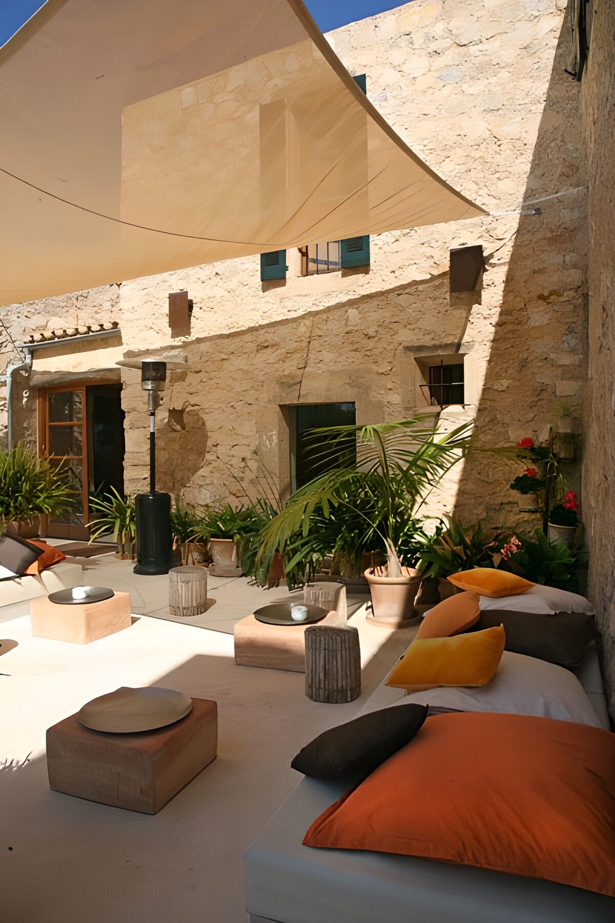 Cozy Outdoor Lounge Area