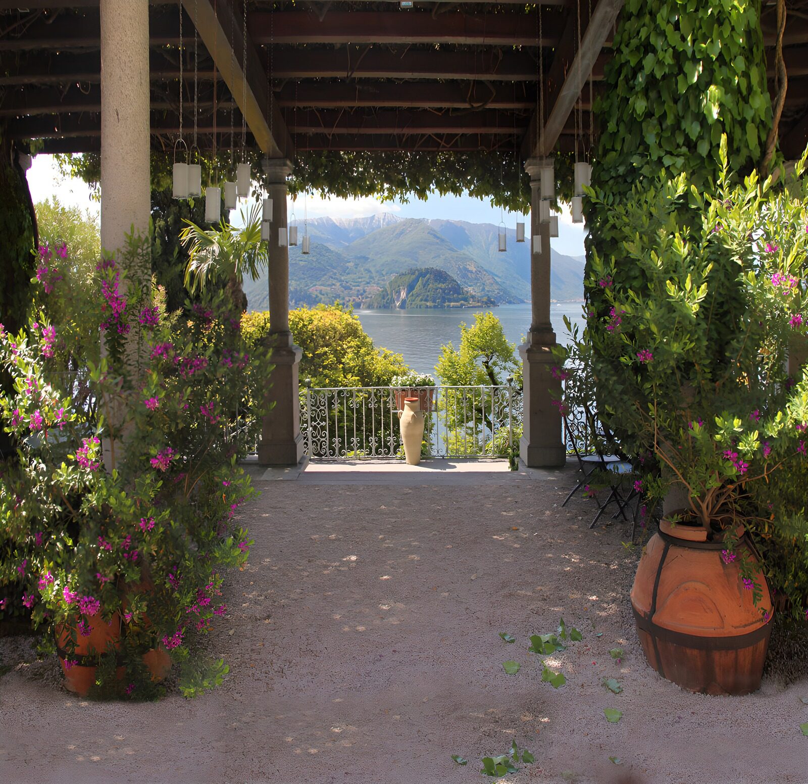 OCCOM6601126: Scenic Pergola With a Lake View