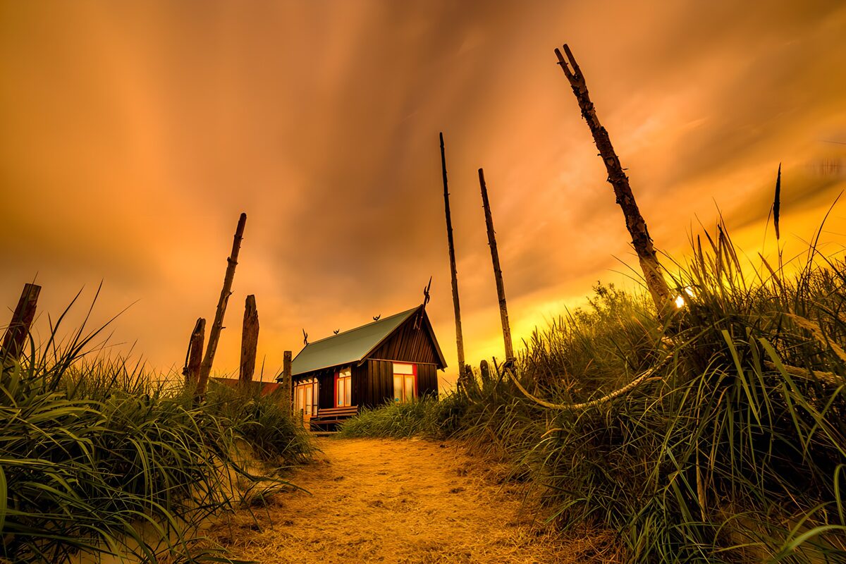Serene Sunset Cabin Escape