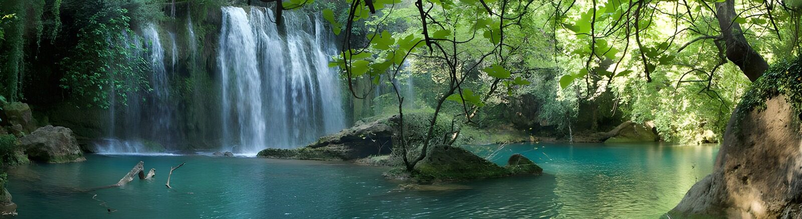 OCCOM2688079: Serene Waterfall Oasis