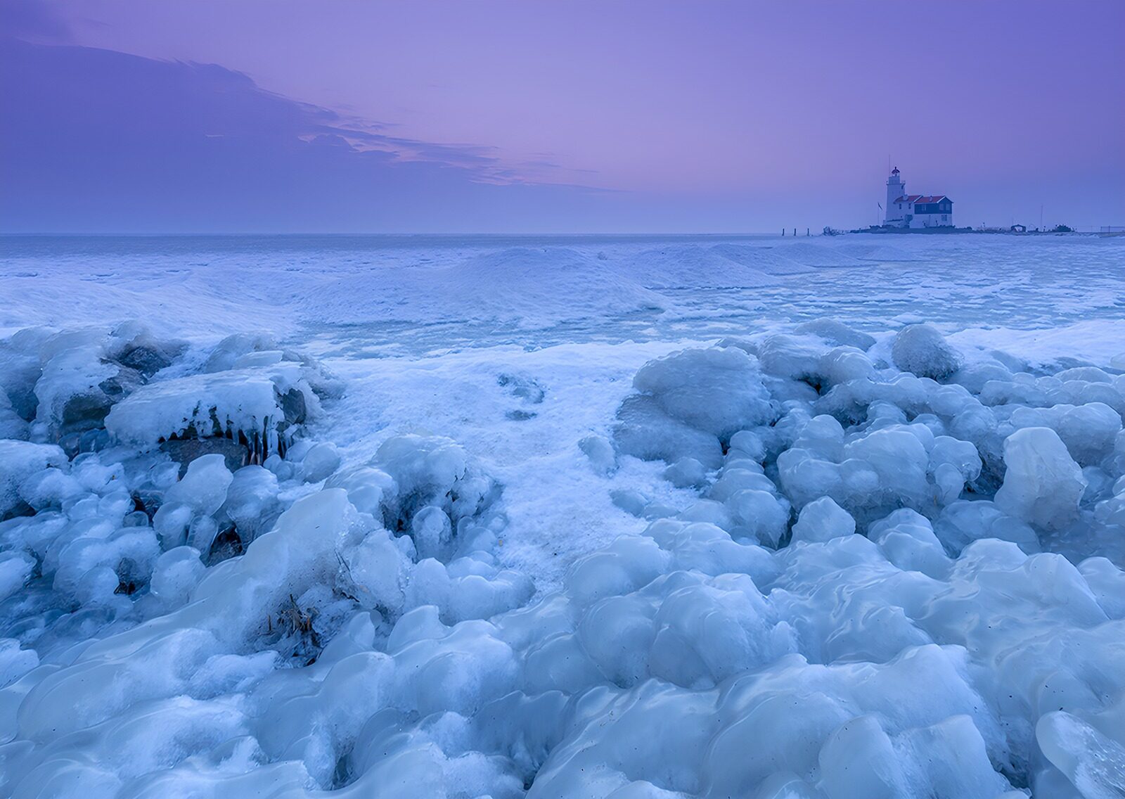 OCCOM2138758: Frozen Serenity at the Lighthouse