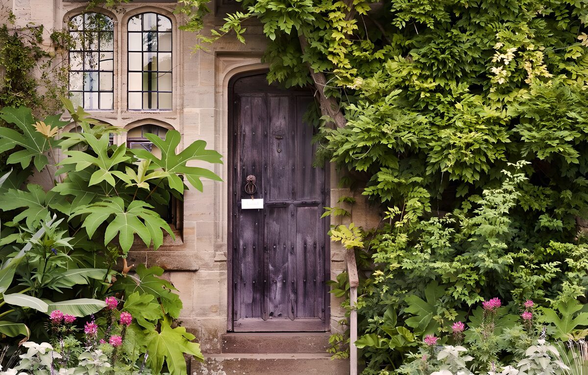OCCOM7495295: Enchanted Garden Entrance