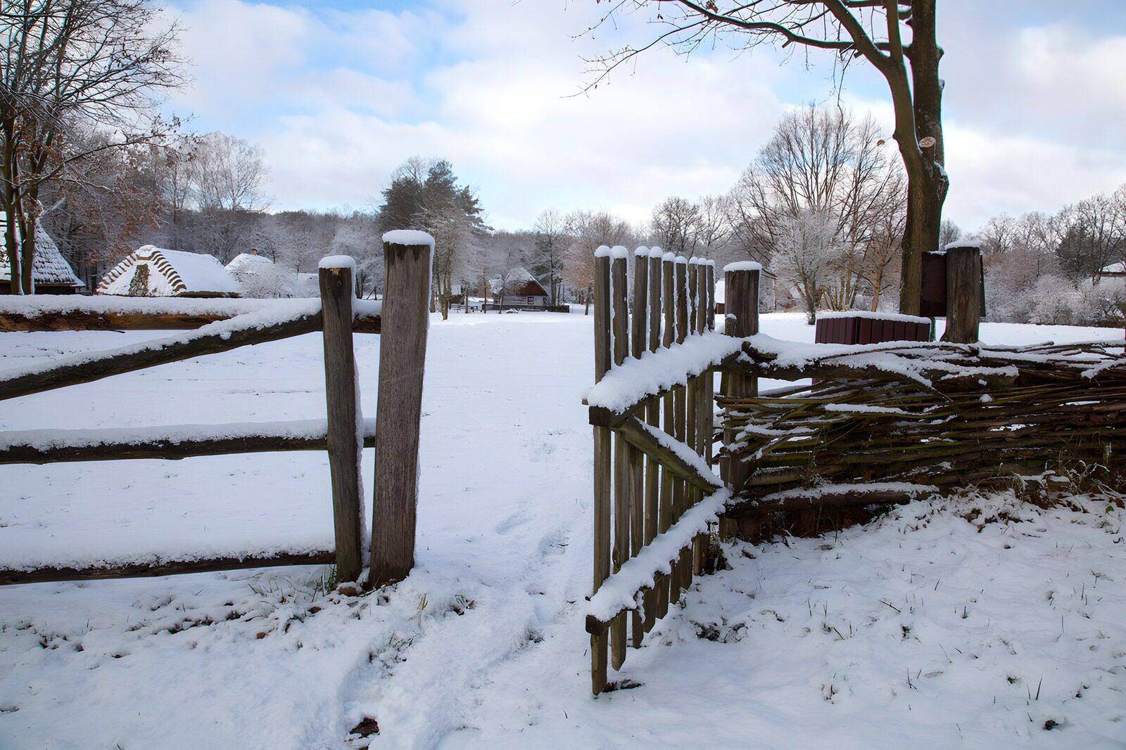 OCCOM3414286: Winter's Embrace at the Open Gate