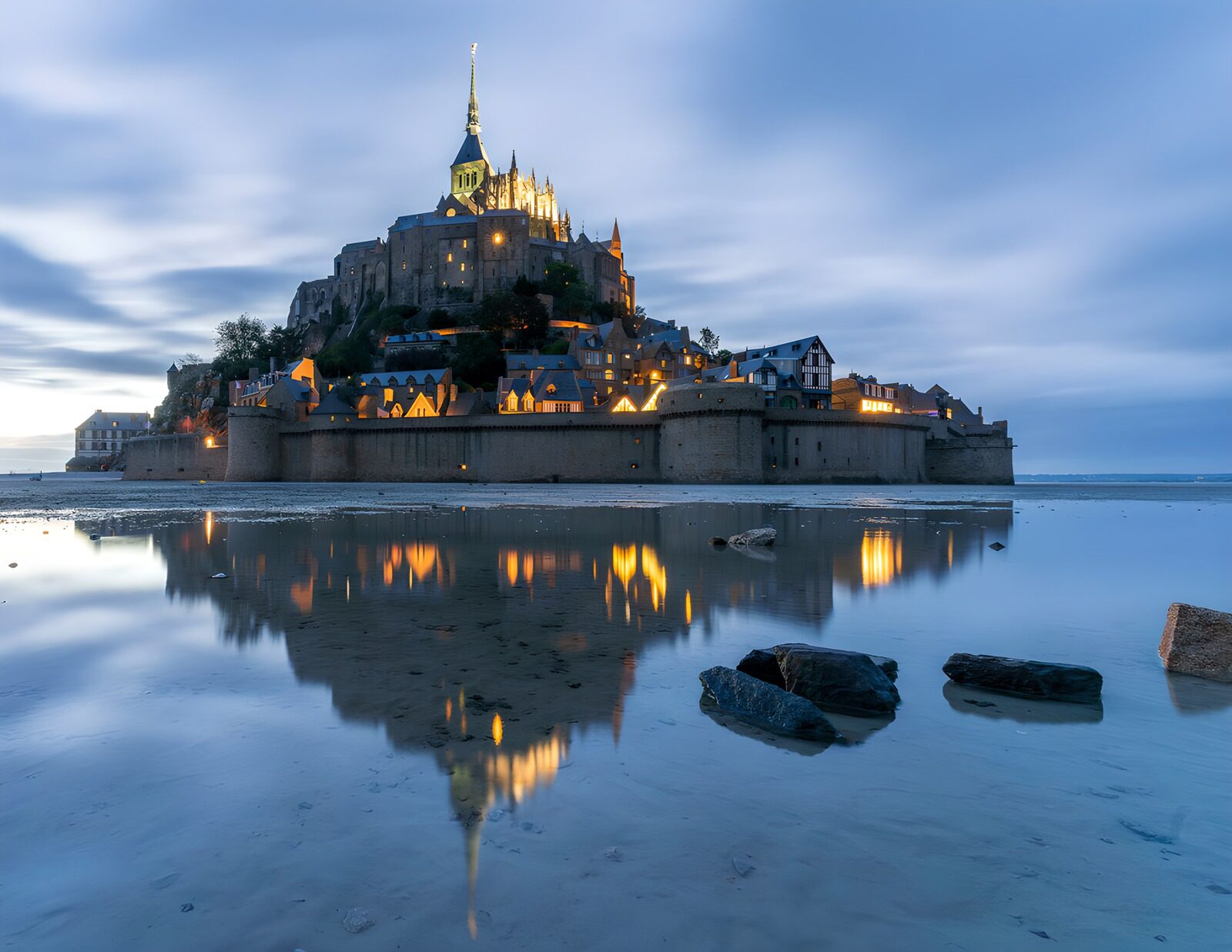 OCCOM1930273: Majestic Mont Saint-Michel at Dusk