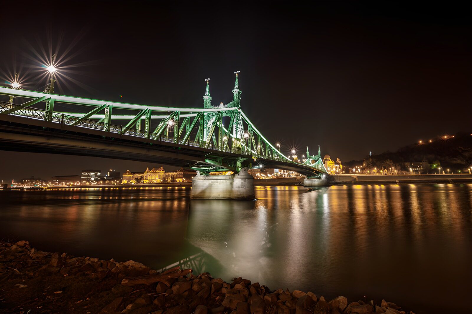 OCCOM1072287: Illuminated Liberty Bridge at Night