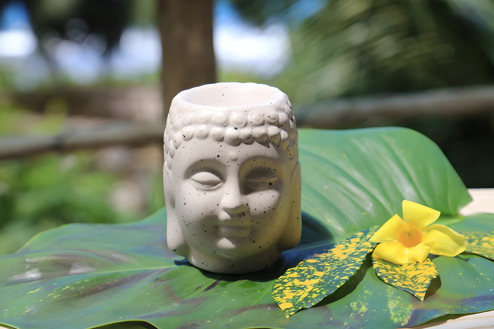 OCCOM3486736: Serene Buddha Planter on Leaf