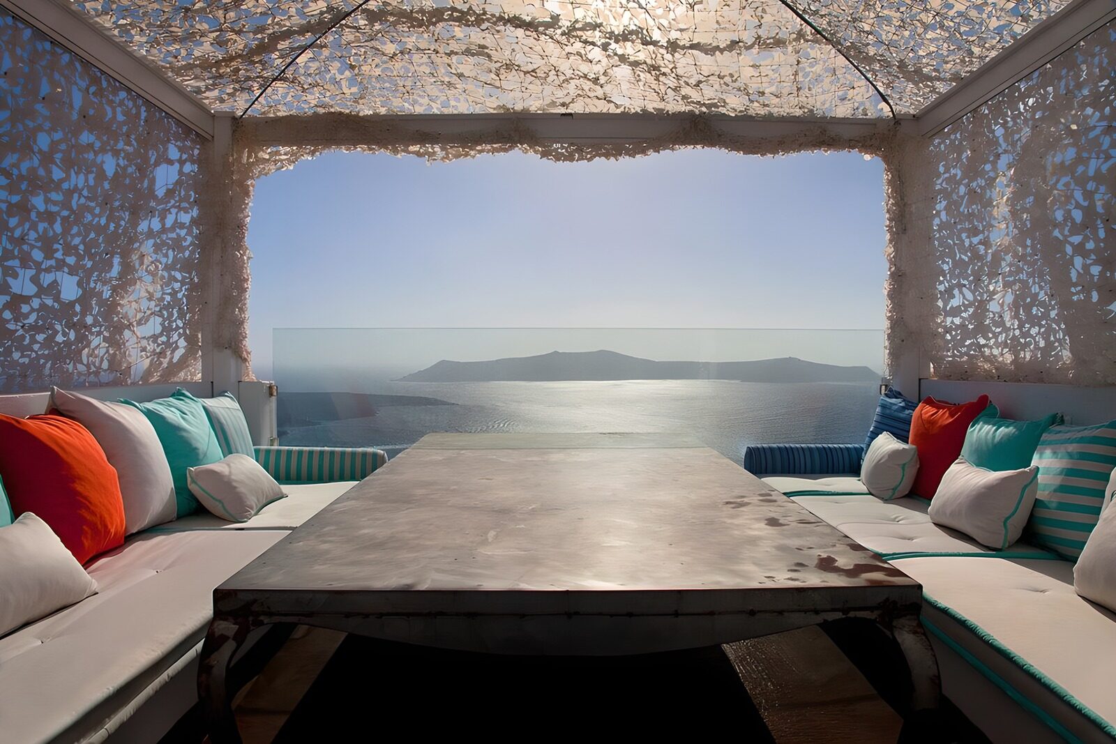 OCCOM9845639: Serene Seaside Lounge
