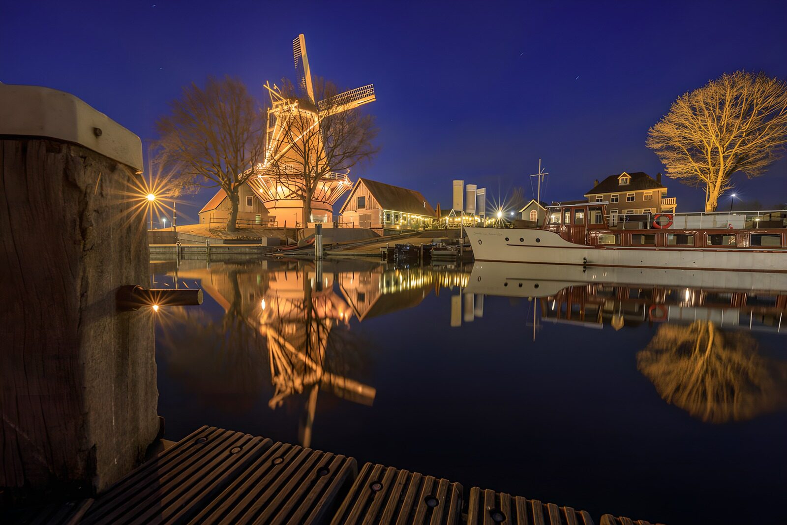 OCCOM4101960: Tranquil Night at the Windmill Harbor