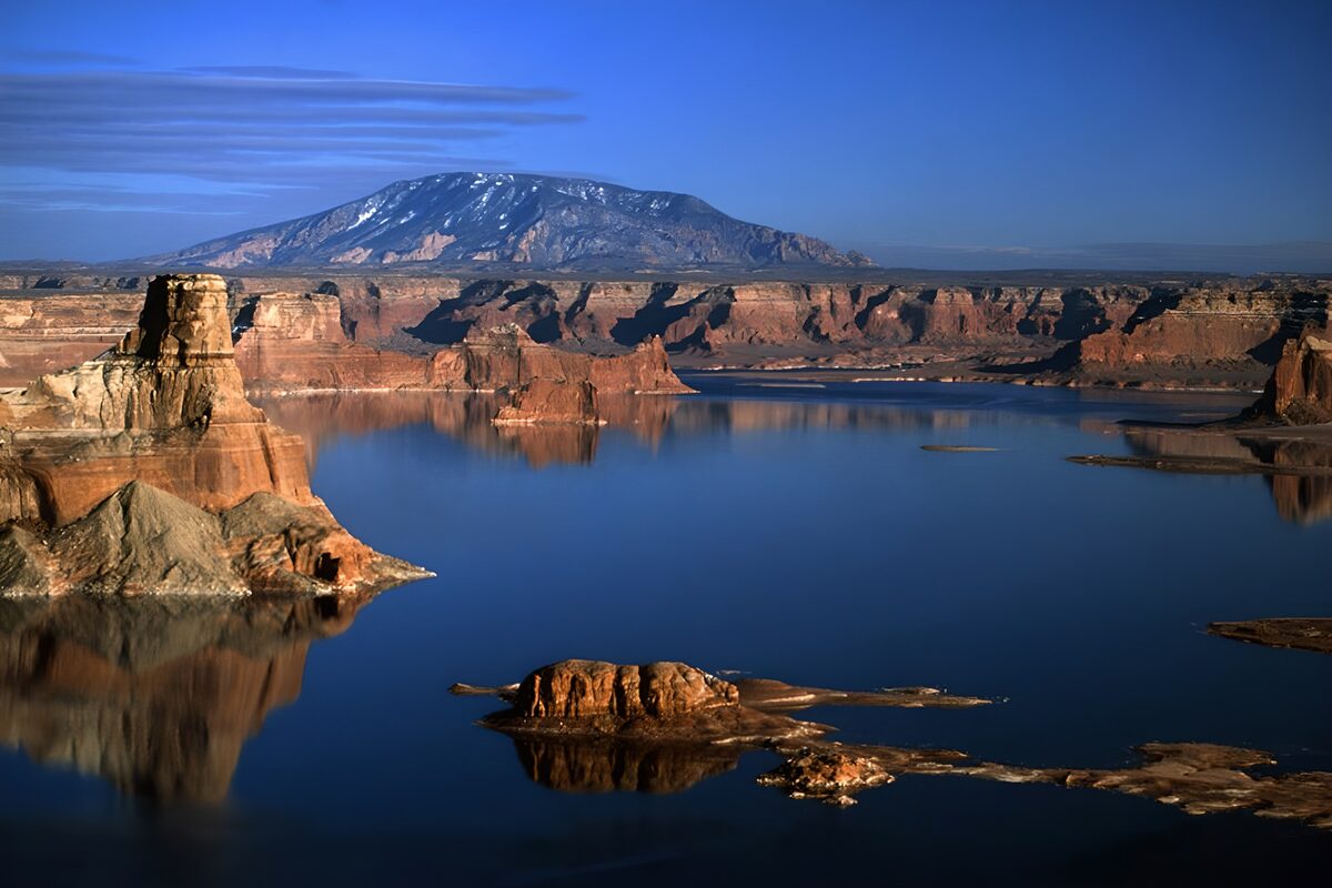 Serene Reflections in Desert Landscape